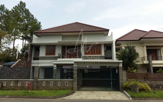 rumah dijual di istana dieng malang