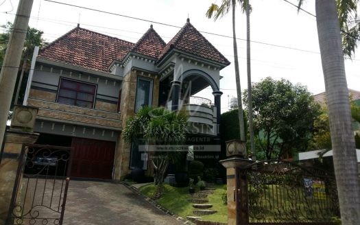 rumah dijual di lembah dieng malang