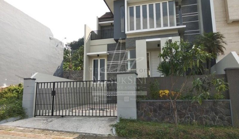  Rumah  Dijual Minimalis Villa Puncak Tidar MASUKSINI Properti