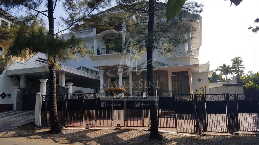 Dijual Rumah Mewah Riverside Blimbing Malang